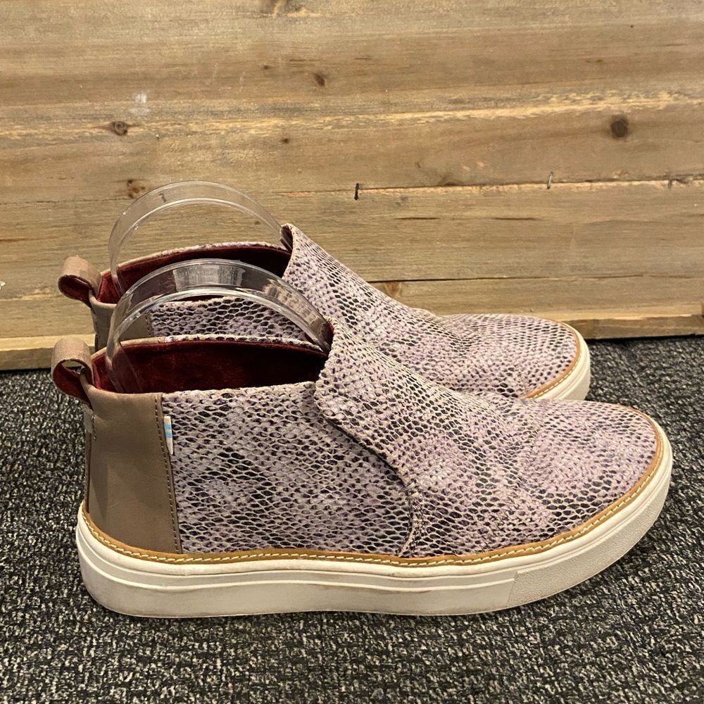 β
TOMSβPaxtonβMid-TopβSlip-Onβ-βWomen'sβSneaker